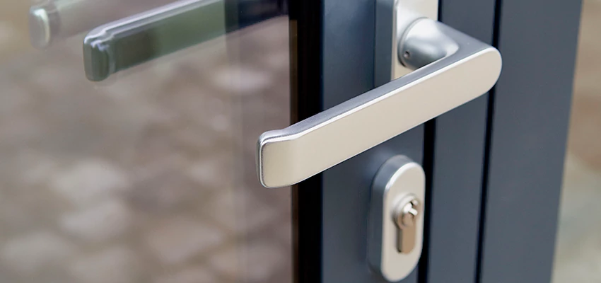 Broken Door Lock Cylinder Repair in Carlsbad, California